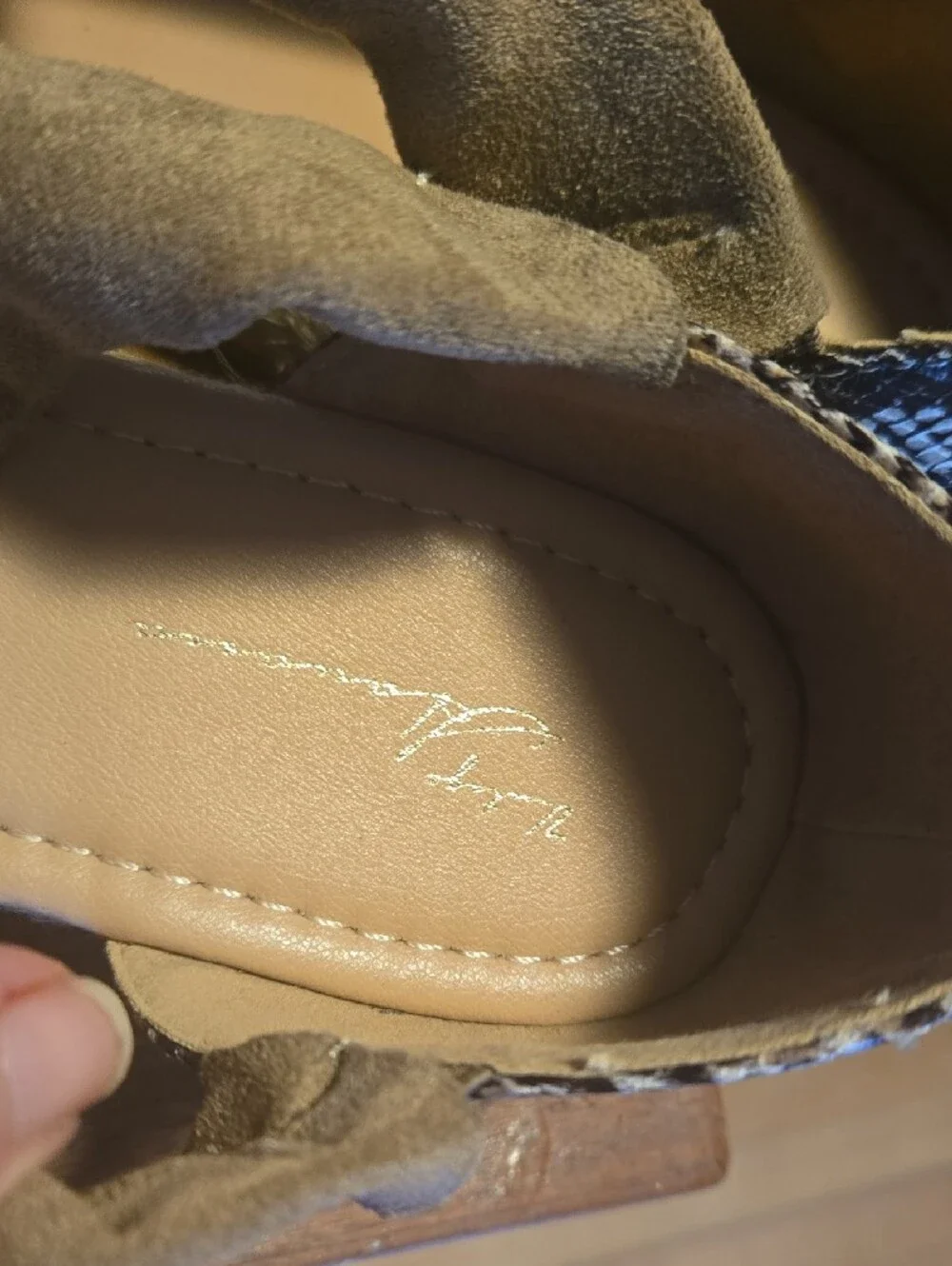 Taupe Crisscross Espadrille Wedge Sandals - Women's Size 10